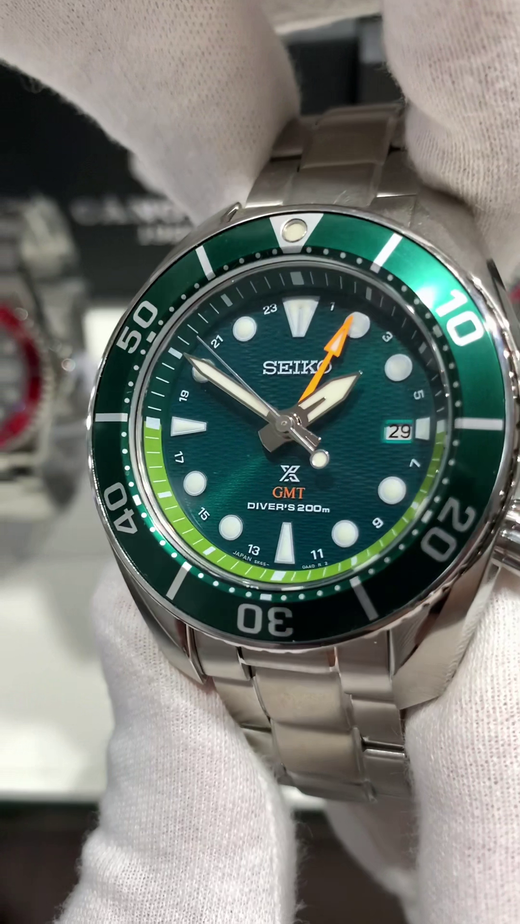 Top 5 Relojes con Bisel Giratorio: Estilo y Funcionalidad