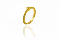 Anillo Oro 18kts Arior Kora Texturizado Con Diamante 3680818PU