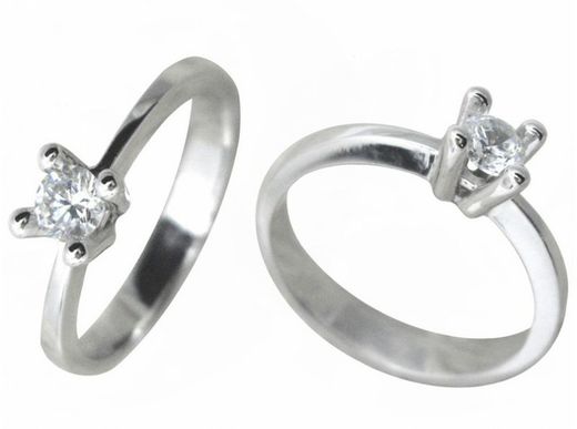 Anello in oro bianco 18 kt con solitario brillante 0,25 ct 017256