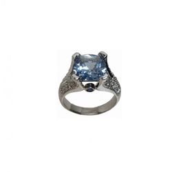 Anillo Xernus Plata NF2451 Circonitas Con Cristal Central Azul