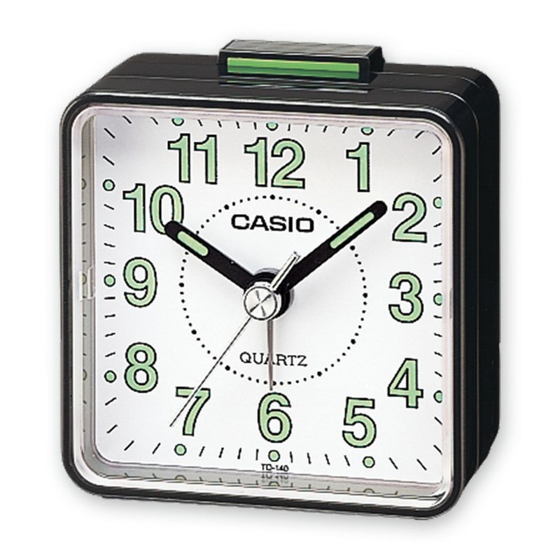 Reloj Despertador Casio Dq750 Alarma Temperatura Calendario Color Negro