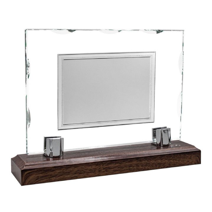 Placa Homenaje Cristal-Aluminio 25x17,80cm P-3025/3C Base Madera Chapa Bordes Detallados 16x12cm