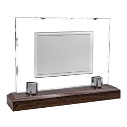 Placa Homenaje Cristal-Aluminio 25x17,80cm P-3025/3C Base Madera Chapa Bordes Detallados 16x12cm
