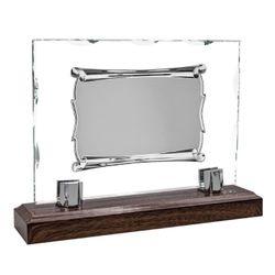 Placa Homenaje Cristal-Aluminio 25x17,80cm P-3027/3C Base Madera Chapa Pergamino 16x12cm