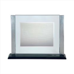 Placa Homenaje Cristal-Aluminio 26x22cm P-2263/2C Bordes Laterales Adornados C/Pie