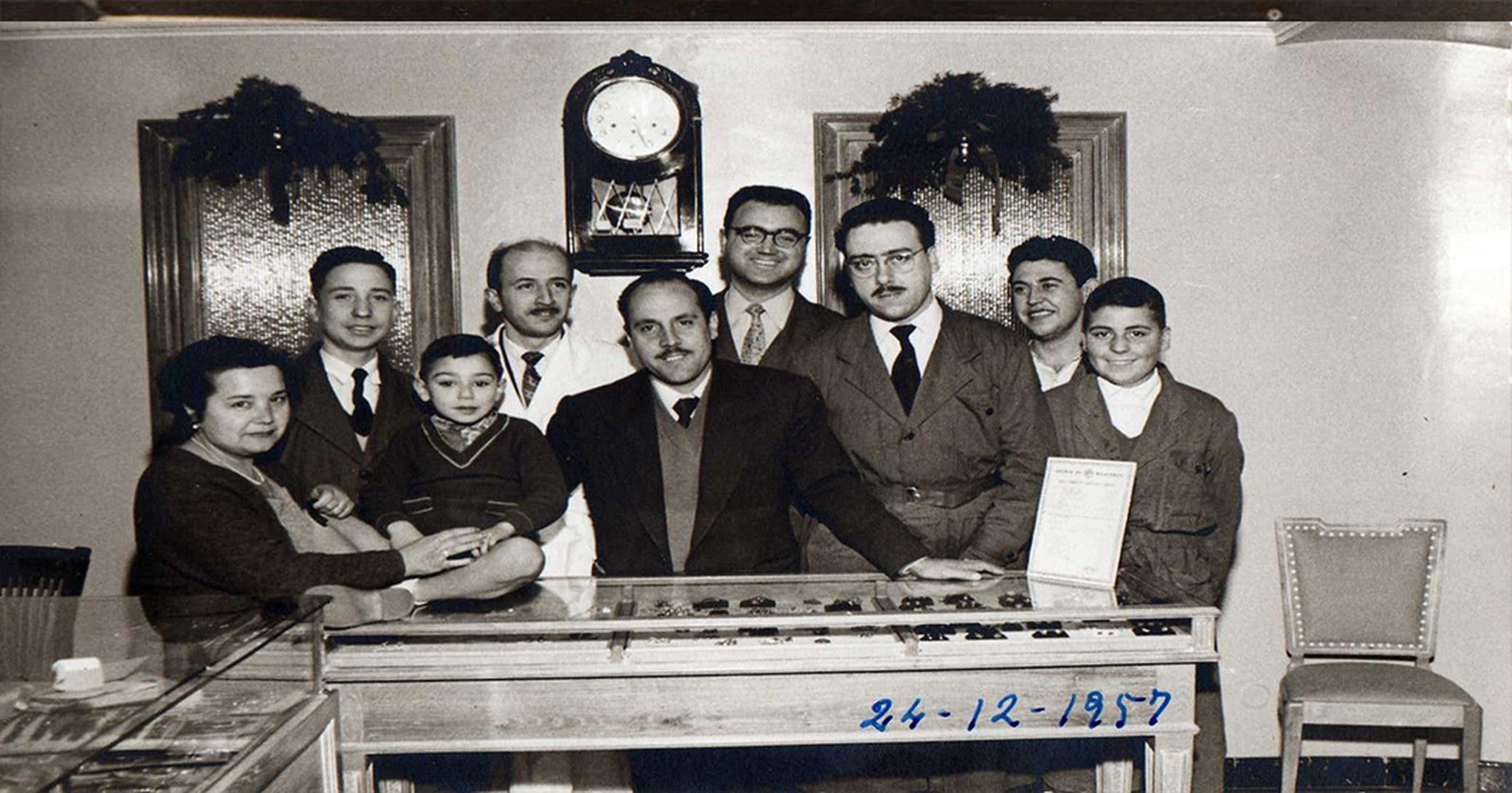 Tres generaciones de la familia Cánovas ofreciendo su servicio por más de 90 años